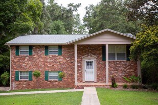 2992 Corrib Dr in Tallahassee, FL - Building Photo