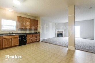 1004 Retford Dr in Westfield, IN - Building Photo - Building Photo