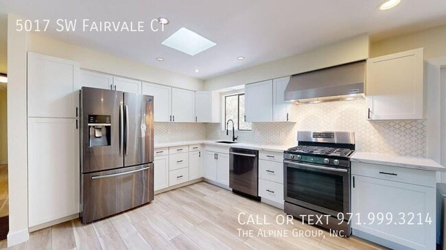 property at 5017 SW Fairvale Ct