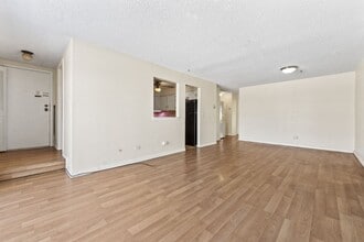 225 N Gregory St in Aurora, IL - Building Photo - Building Photo