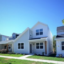 2027 S Florida Way in Fayetteville, AR - Building Photo