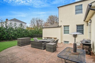 150 Meadow St in Garden City, NY - Building Photo - Building Photo