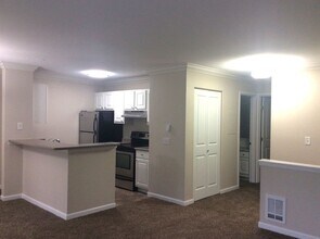 31500 33rd Pl SW in Federal Way, WA - Foto de edificio - Building Photo