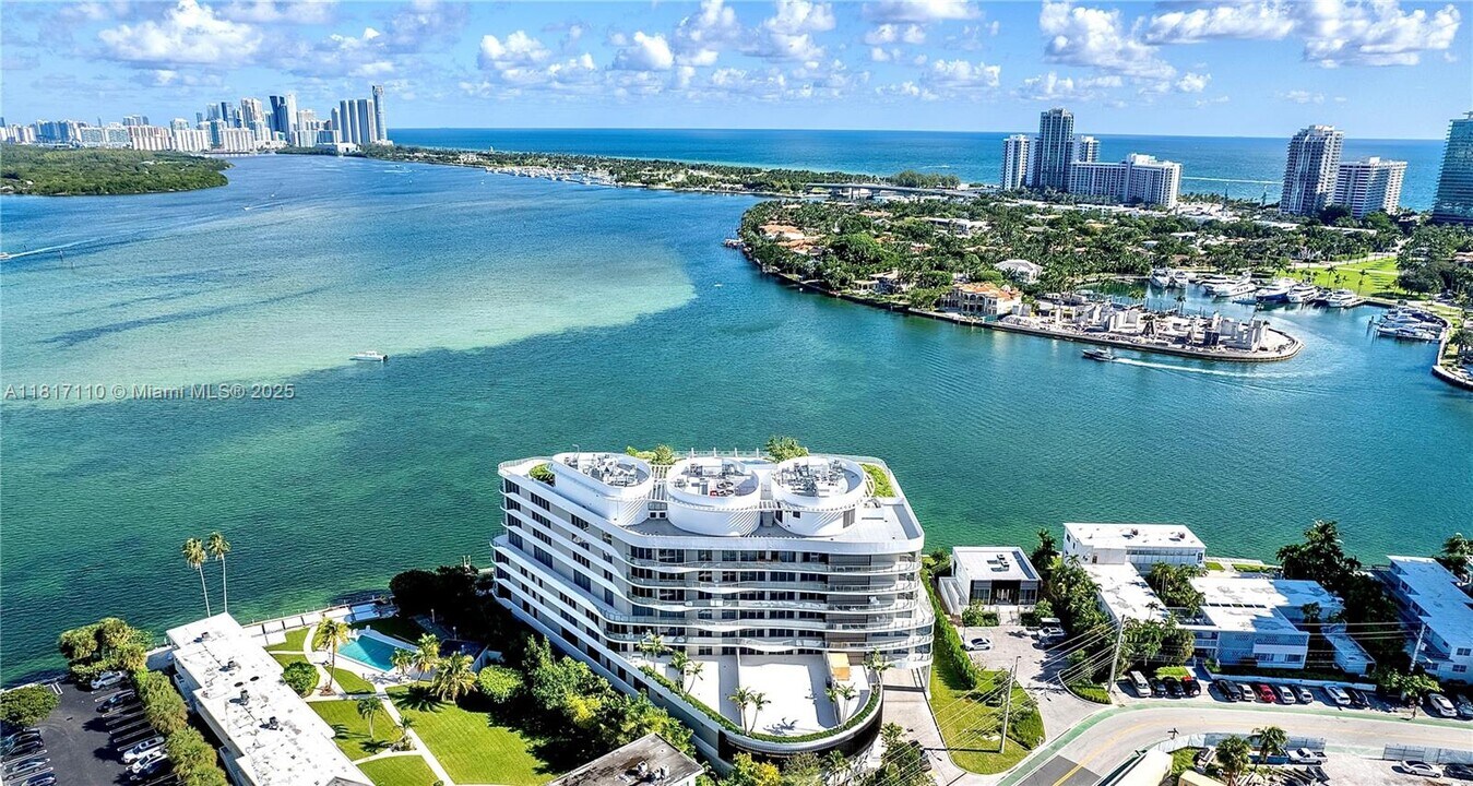 1135 103rd St in Bay Harbor Islands, FL - Building Photo