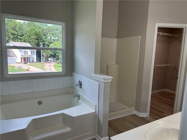 3020 Arden Ridge Dr in Suwanee, GA - Building Photo - Building Photo