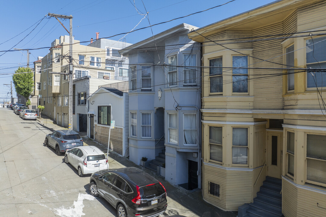 127 Bernard St in San Francisco, CA - Foto de edificio