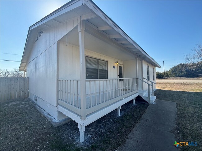 2924 Carroll Dr in Copperas Cove, TX - Foto de edificio - Building Photo