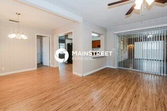 2517 Chapel Way in Tampa, FL - Building Photo - Building Photo