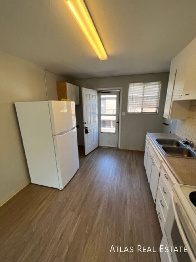 5430 W 3rd Pl in Lakewood, CO - Building Photo - Building Photo