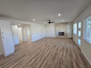 55241 Tule Trl in Yucca Valley, CA - Building Photo - Building Photo