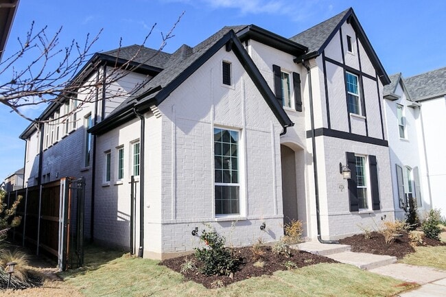 4324 Smokey Quartz Ln in Arlington, TX - Foto de edificio - Building Photo
