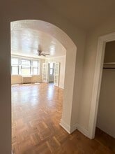Phillips Ave Apartments in Pittsburgh, PA - Building Photo - Building Photo