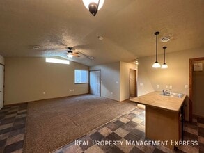 2 Bedroom 2 Bathroom Townhome with Garage in SW Sioux Falls, Unit 1 in Sioux Falls, SD - Building Photo - Building Photo