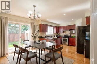 84 Spooner Crescent in Cambridge, ON - Building Photo - Building Photo