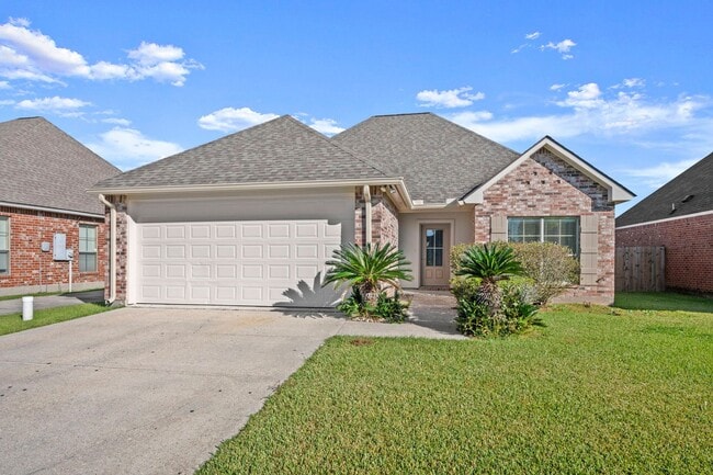 property at 40344 Crestridge Dr