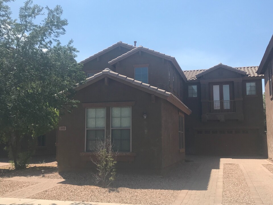 3915 E Morelos St in Gilbert, AZ - Building Photo