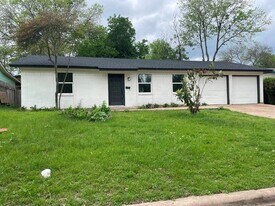 9605 Newfoundland Cir in Austin, TX - Building Photo