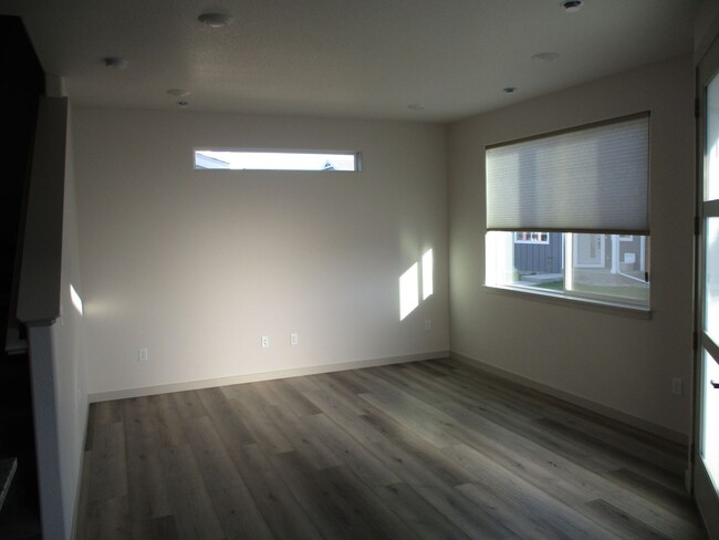 1147 Smt Vis Dr in Berthoud, CO - Building Photo - Building Photo