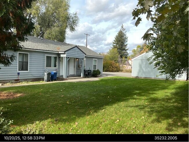 property at 225 S Dearborn Rd