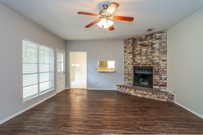 13319 Ascot Glen Ln in Houston, TX - Building Photo - Building Photo