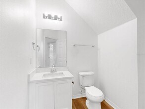 7627 Long Island Dr in Kissimmee, FL - Building Photo - Building Photo