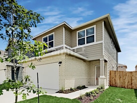 2722 Meadowood Heights in New Braunfels, TX - Building Photo