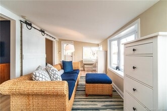 99 Great Harbor Rd in Guilford, CT - Building Photo - Building Photo