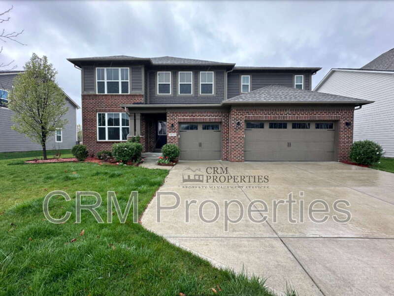 18743 Abigail Cir in Westfield, IN - Building Photo
