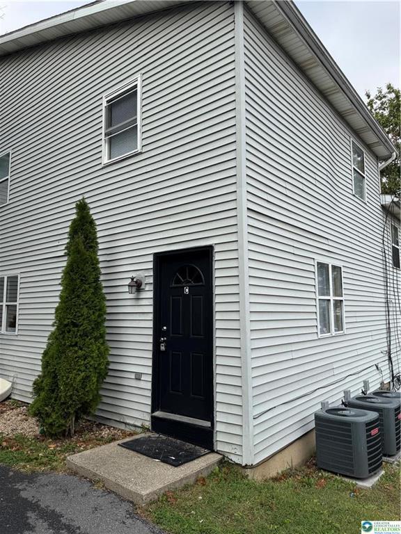 property at 1538 E 8th St