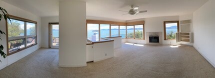 55 Marine Dr in San Rafael, CA - Building Photo - Building Photo