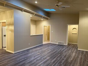 6605 Bangor Ave in Lubbock, TX - Foto de edificio - Building Photo