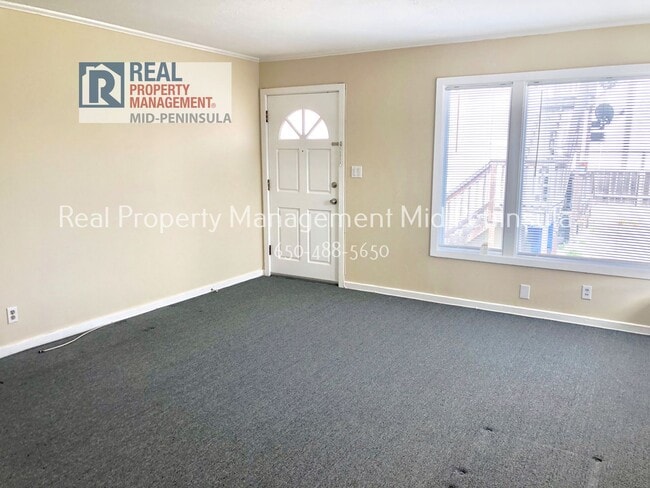 1055b Grand Ave in South San Francisco, CA - Building Photo - Building Photo