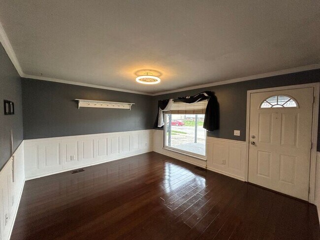 2263 Cornwall Dr in Xenia, OH - Building Photo - Building Photo