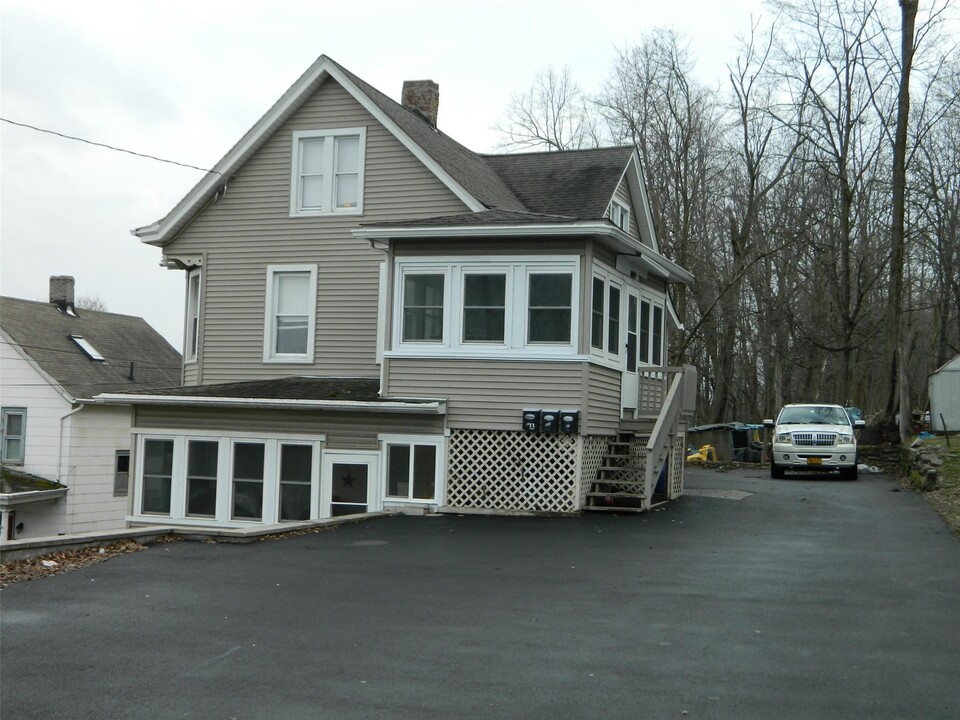 93 Scofield St in Walden, NY - Building Photo