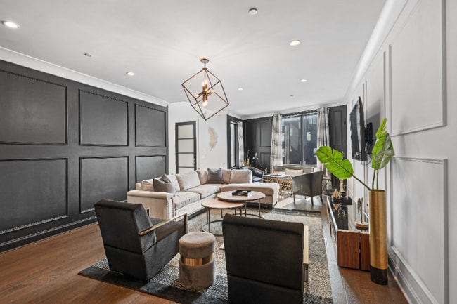 1028 Wedgewood Ave in Nashville, TN - Foto de edificio - Building Photo