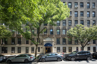 123 W 93rd St in New York, NY - Building Photo - Building Photo