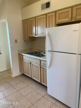 591 Bartlett Dr in El Paso, TX - Building Photo - Building Photo