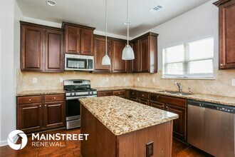 12185 Centerra Dr in Hampton, GA - Foto de edificio - Building Photo