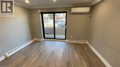 700 Lawrence Rd in Hamilton, ON - Building Photo - Building Photo