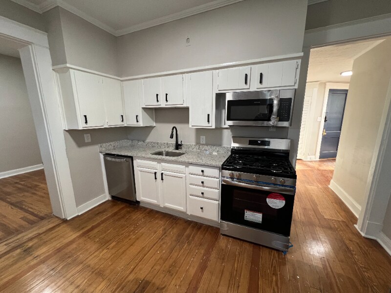 121 Adela Ave-Unit -1 in Ludlow, KY - Building Photo