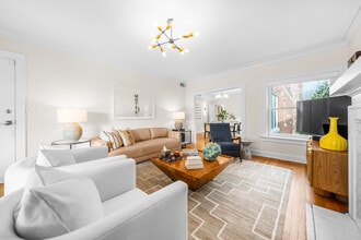 The Hawthorne in Kansas City, MO - Building Photo - Building Photo