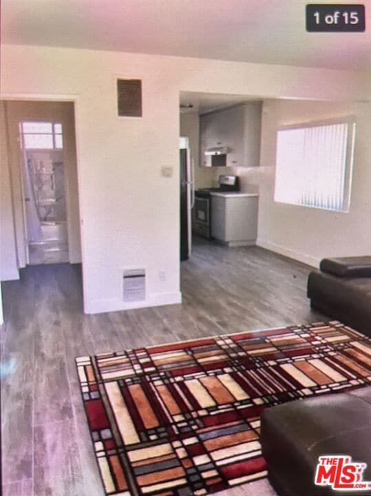 property at 1353 W 36th Pl