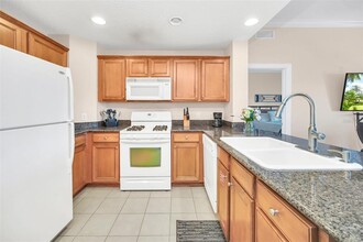 7655 Heritage Crossing Way in Kissimmee, FL - Building Photo - Building Photo