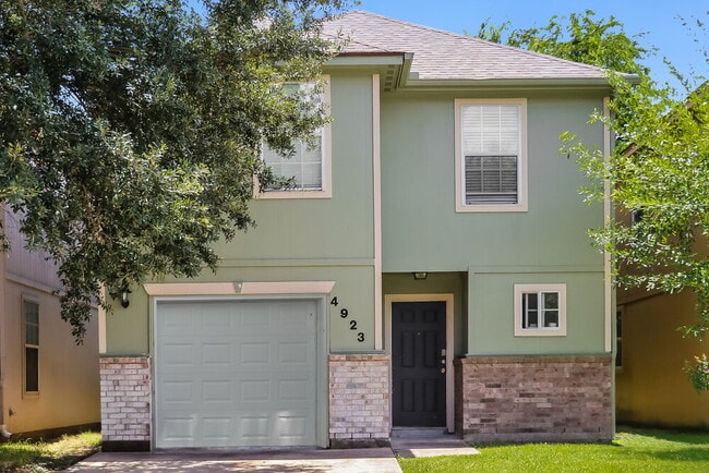 property at 4923 N Cancun Dr