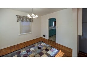 301 Giles Pl in Albert Lea, MN - Building Photo - Building Photo