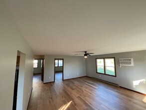 10 Edgewood Terrace in Castleton On Hudson, NY - Building Photo - Building Photo