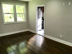 1111 Gleneagle Rd in Baltimore, MD - Building Photo - Building Photo