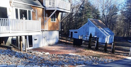 290 Elm St in Duxbury, MA - Building Photo - Building Photo