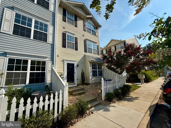 property at 8868 Goose Landing Cir