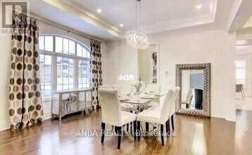 158 Hurst Ave in Vaughan, ON - Building Photo - Building Photo